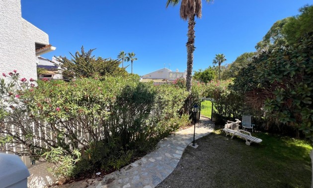 Herverkoop - Villa -
Orihuela Costa - Playa Flamenca Norte
