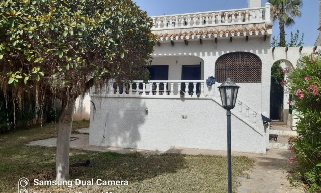 Herverkoop - Villa -
Orihuela Costa - Playa Flamenca Norte