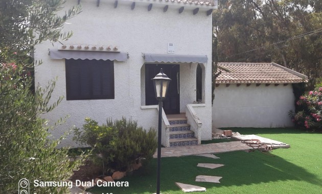 Herverkoop - Villa -
Orihuela Costa - Playa Flamenca Norte