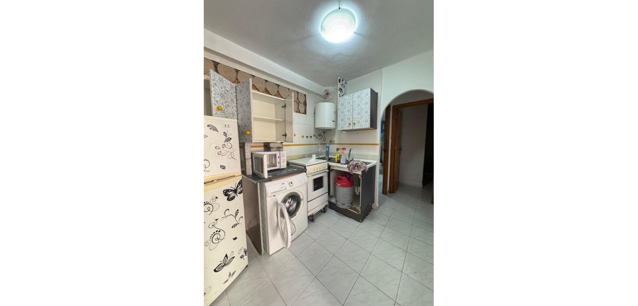 Sale - Apartment / flat -
Torrevieja - La veleta