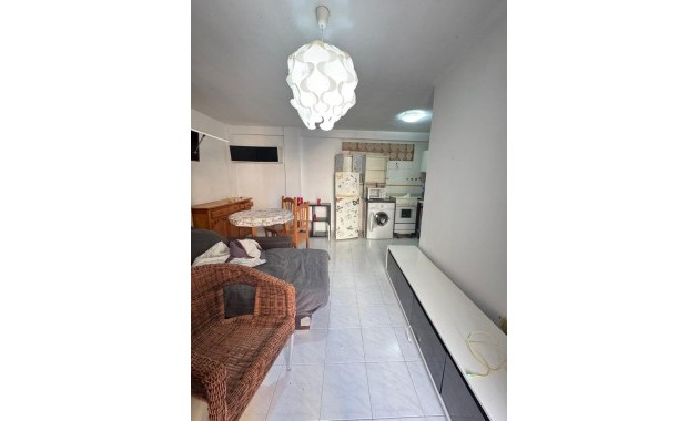 Sale - Apartment / flat -
Torrevieja - La veleta