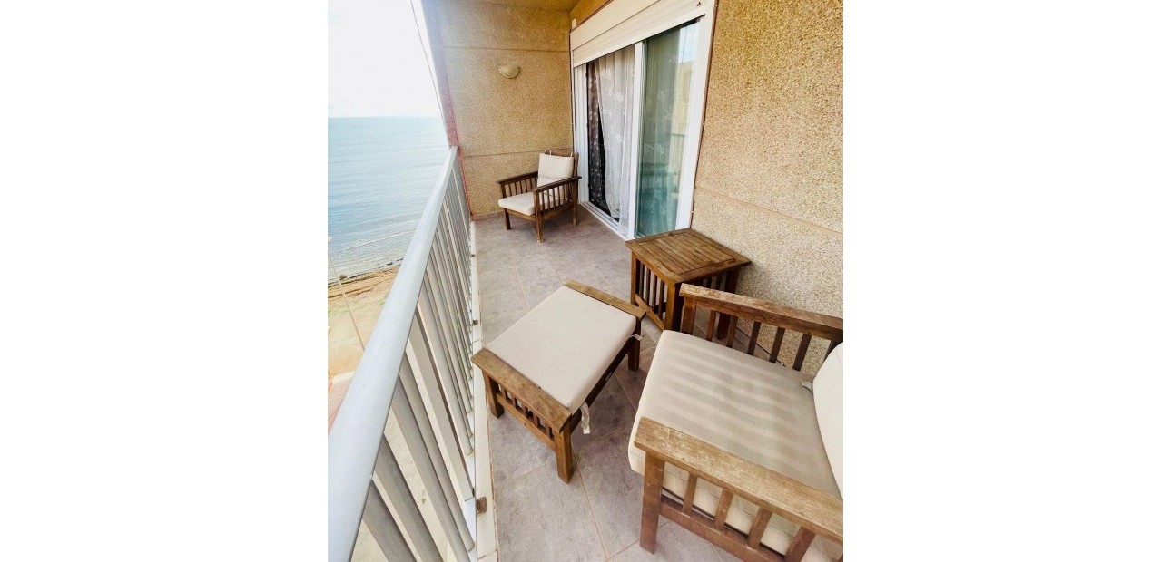 Herverkoop - Appartement / flat -
Torrevieja - Playa de los Naufragos