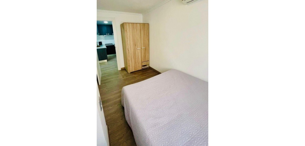 Herverkoop - Appartement / flat -
Torrevieja - Playa de los Naufragos