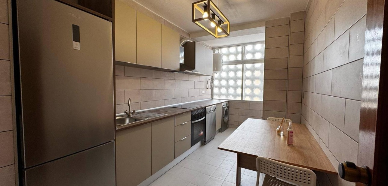 Herverkoop - Appartement / flat -
Santiago de la ribera - San blas