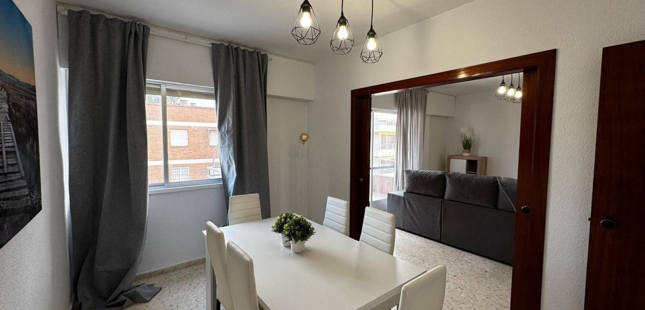 Herverkoop - Appartement / flat -
Santiago de la ribera - San blas