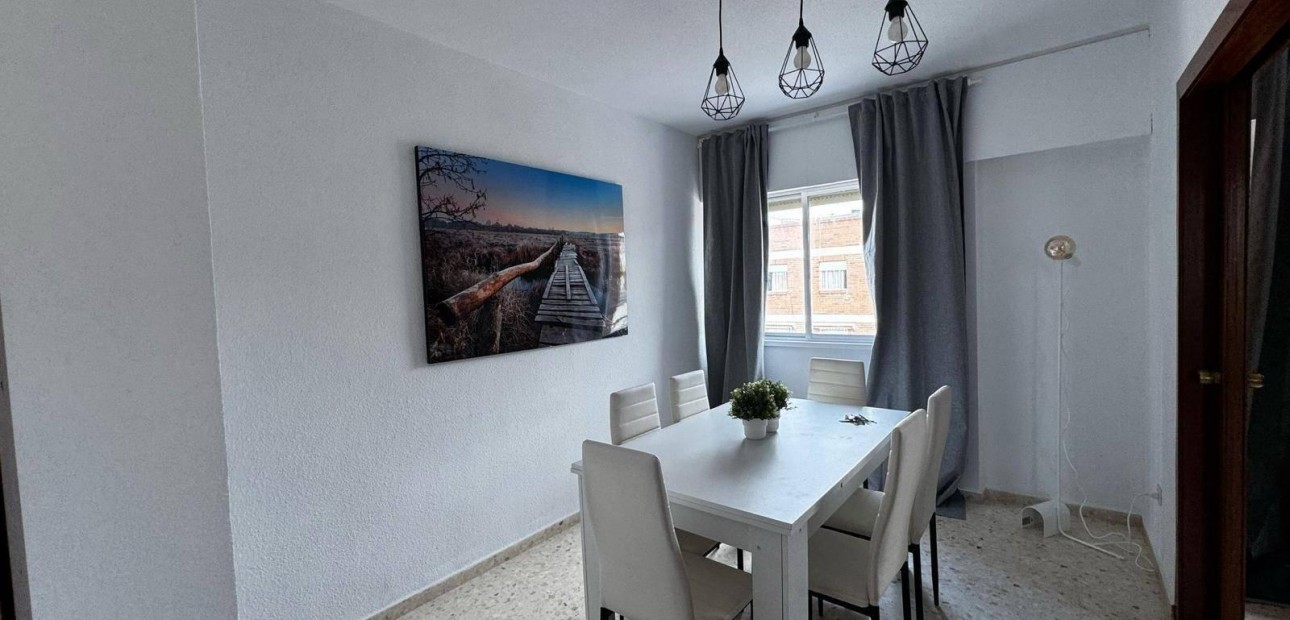 Herverkoop - Appartement / flat -
Santiago de la ribera - San blas