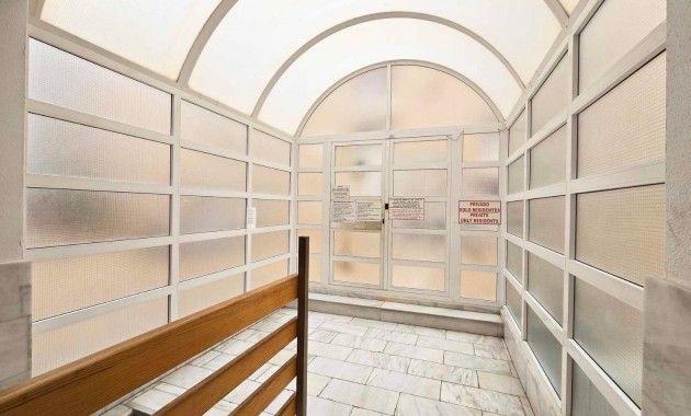 Herverkoop - Appartement / flat -
Torrevieja - Estacion de autobuses