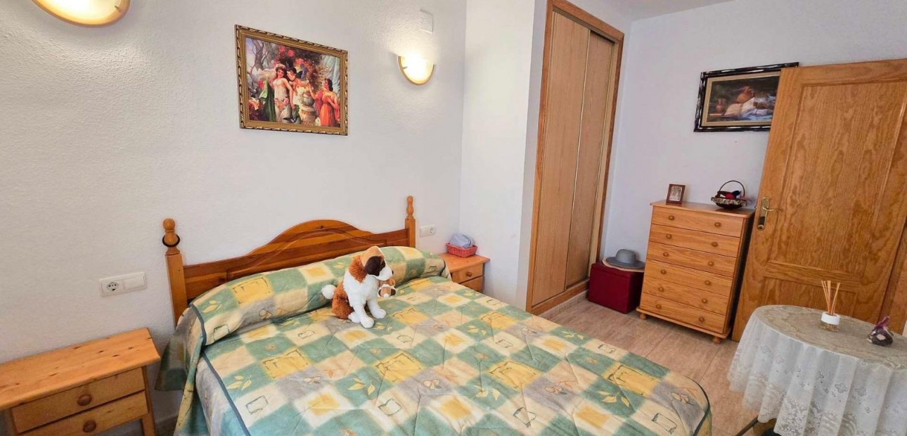 Herverkoop - Appartement / flat -
Torrevieja - Estacion de autobuses