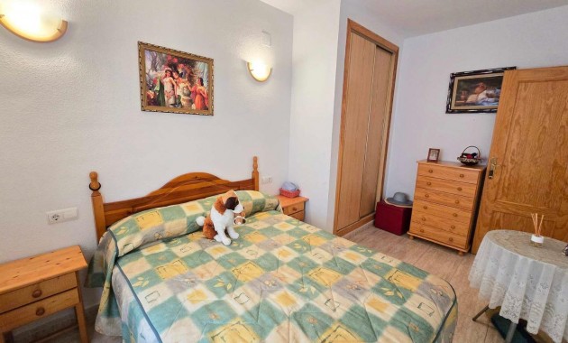 Herverkoop - Appartement / flat -
Torrevieja - Estacion de autobuses
