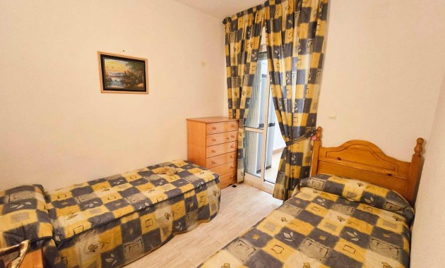 Herverkoop - Appartement / flat -
Torrevieja - Estacion de autobuses