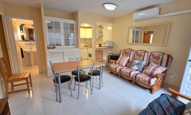 Herverkoop - Appartement / flat -
Torrevieja - Playa de los locos