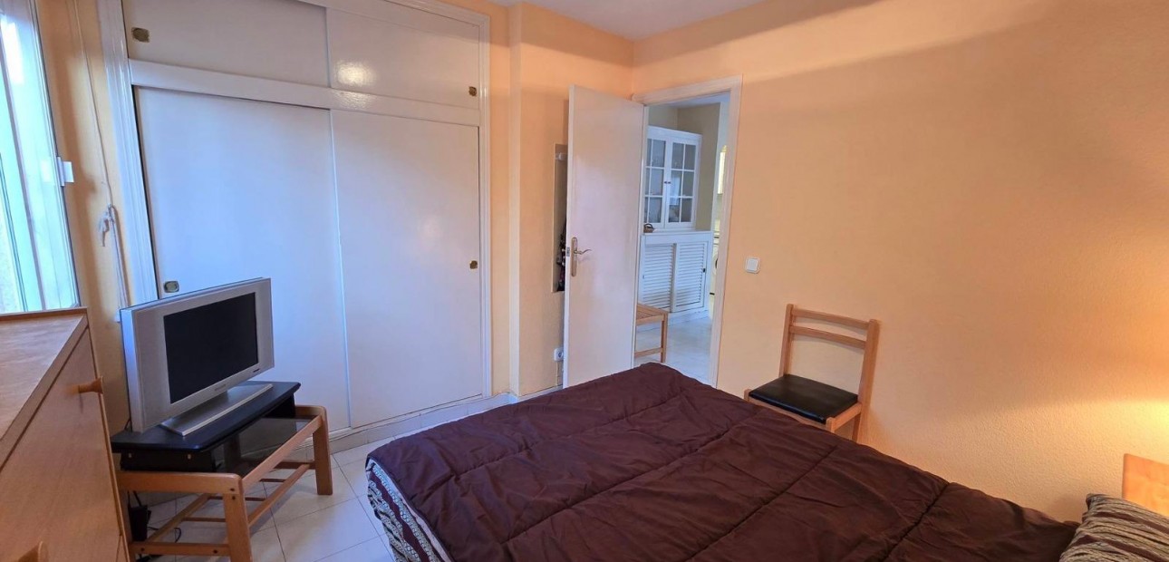 Herverkoop - Appartement / flat -
Torrevieja - Playa de los locos