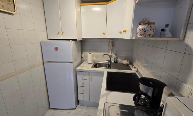 Herverkoop - Appartement / flat -
Torrevieja - Playa de los locos