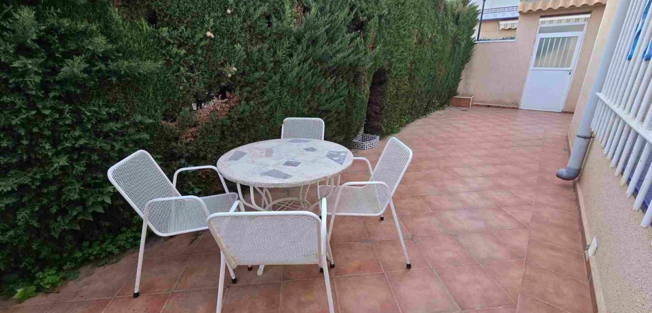 Herverkoop - Appartement / flat -
Torrevieja - Playa de los locos