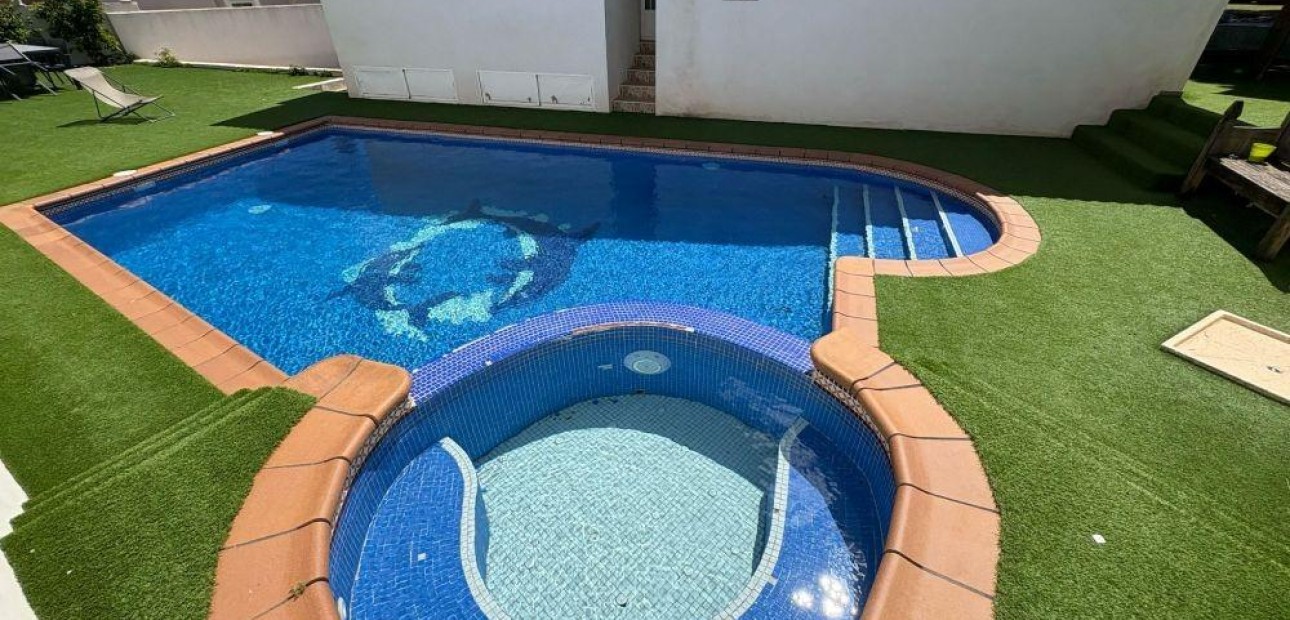 Herverkoop - Villa -
Torrevieja - Los Balcones - Los Altos del Edén