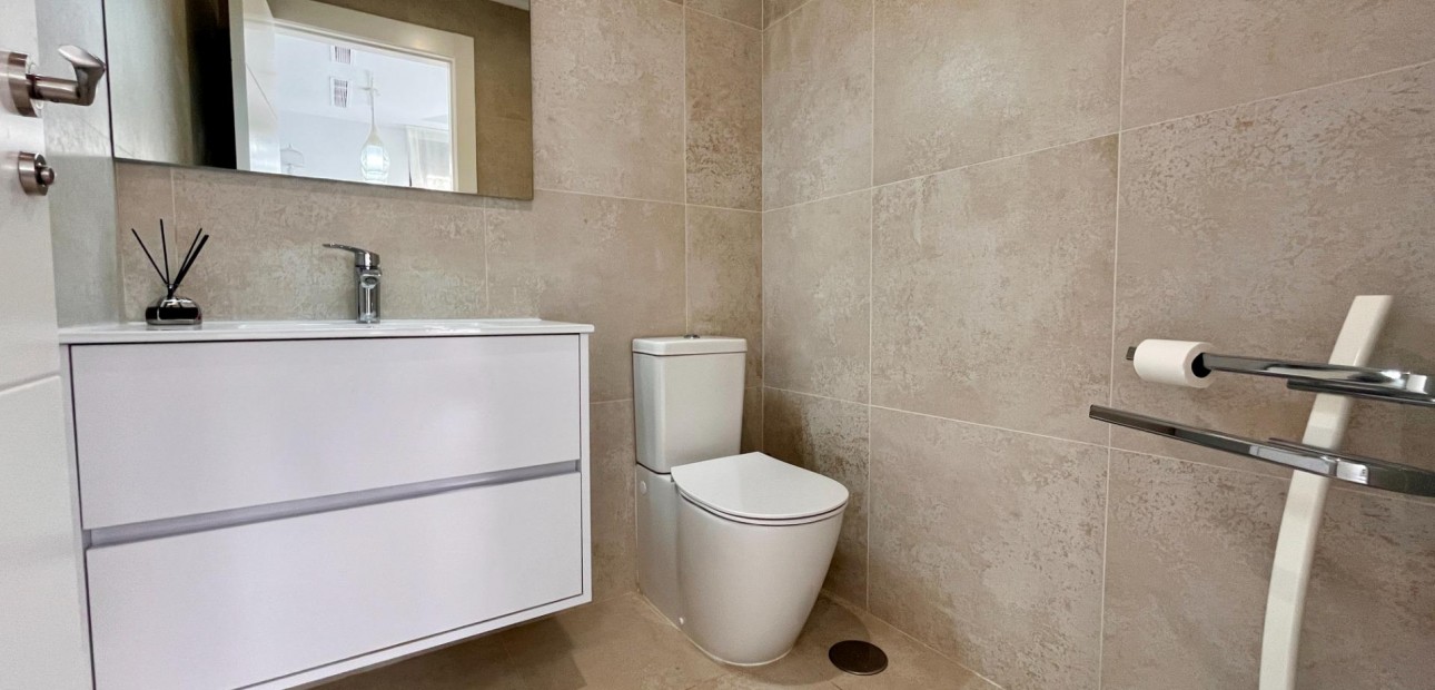 Sale - Terraced house -
Orihuela Costa - Las Filipinas