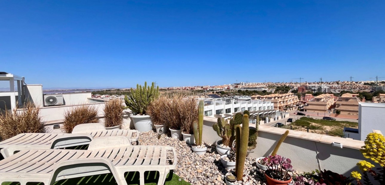 Sale - Terraced house -
Orihuela Costa - Las Filipinas