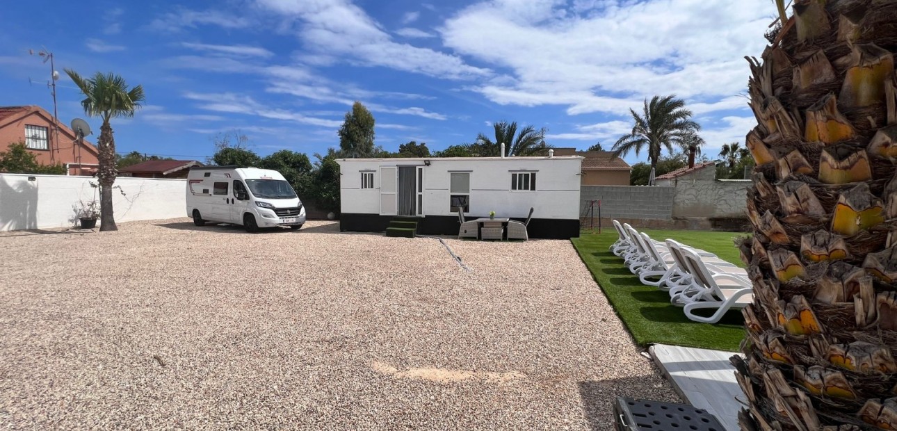 Herverkoop - 5. Finca / Country Property -
Elche Pedanías - La Marina