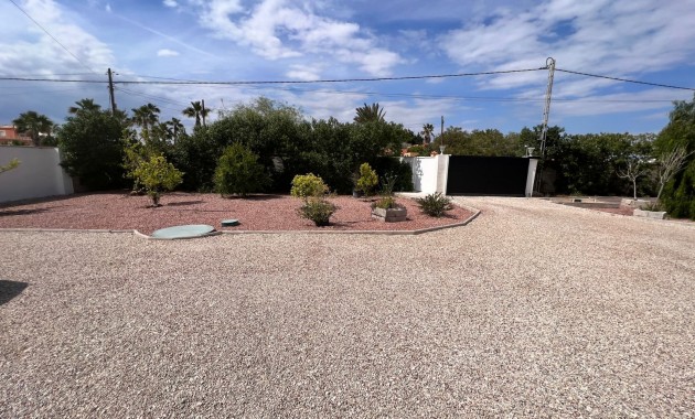Herverkoop - 5. Finca / Country Property -
Elche Pedanías - La Marina