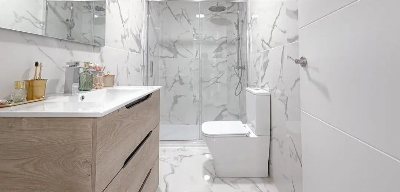 Sale - Apartment / flat -
Torrevieja - Centro