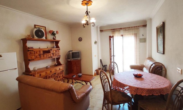 Herverkoop - Appartement / flat -
Torrevieja - Estacion de autobuses