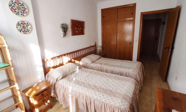 Herverkoop - Appartement / flat -
Torrevieja - Estacion de autobuses