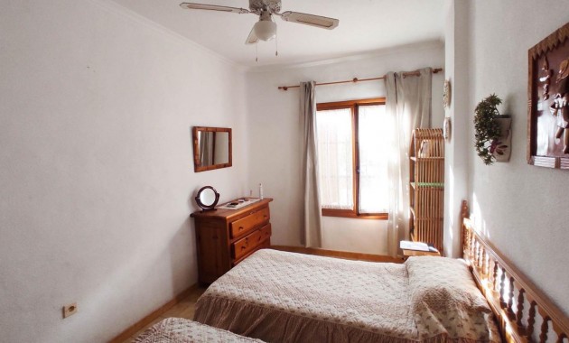Herverkoop - Appartement / flat -
Torrevieja - Estacion de autobuses