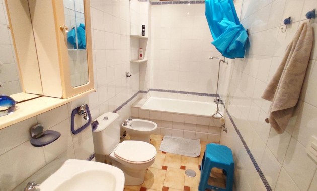 Herverkoop - Appartement / flat -
Torrevieja - Estacion de autobuses