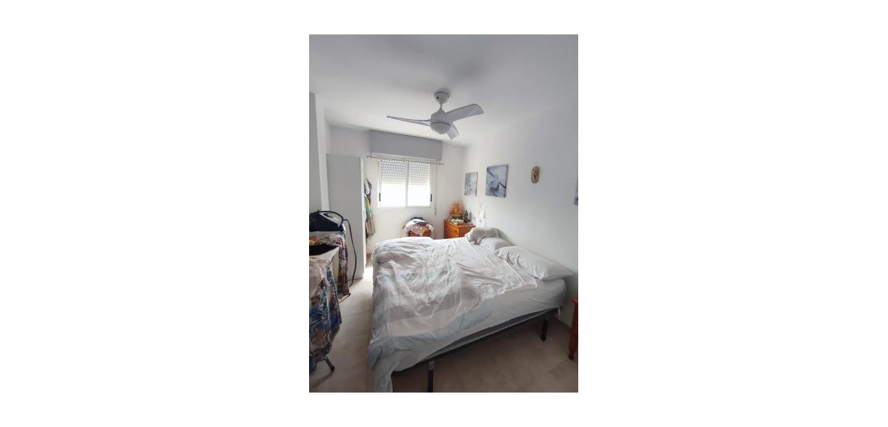Sale - Apartment / flat -
Torrevieja - Torreblanca