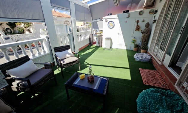 Sale - Bungalow -
Torrevieja - La Siesta - El Salado - Torreta