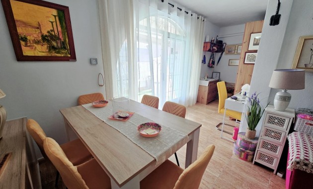 Sale - Bungalow -
Torrevieja - La Siesta - El Salado - Torreta