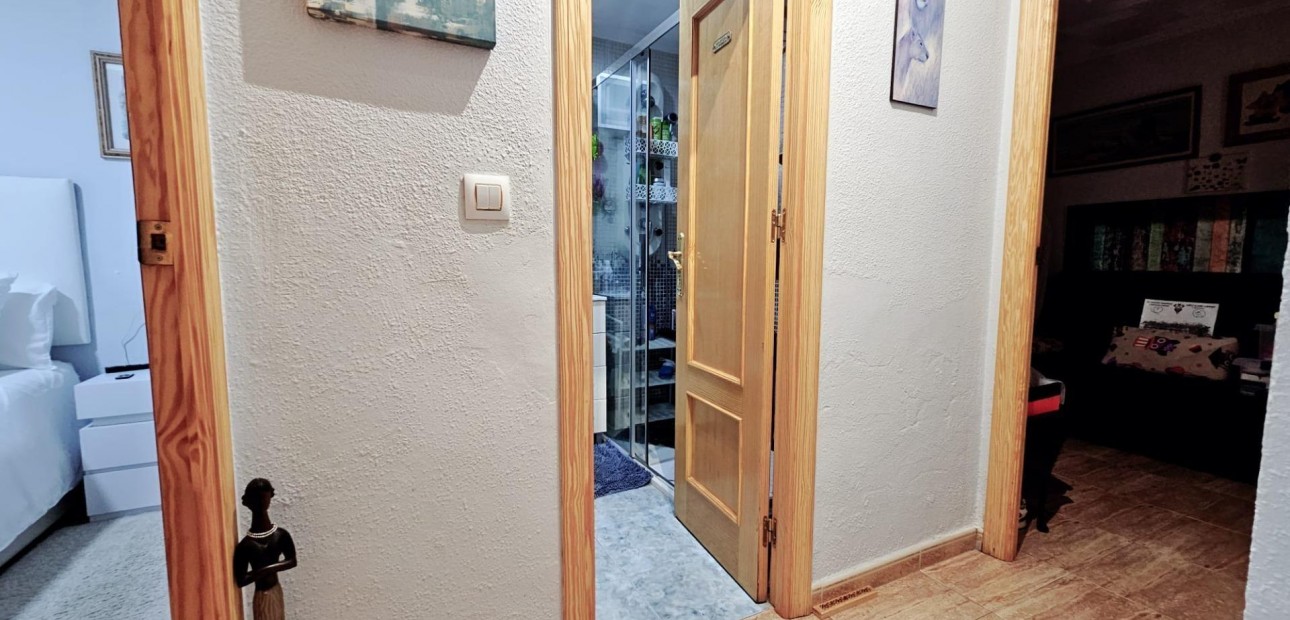 Sale - Bungalow -
Torrevieja - La Siesta - El Salado - Torreta