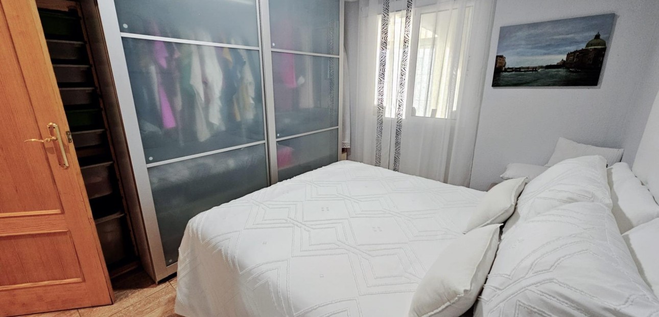 Sale - Bungalow -
Torrevieja - La Siesta - El Salado - Torreta