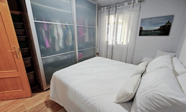 Sale - Bungalow -
Torrevieja - La Siesta - El Salado - Torreta