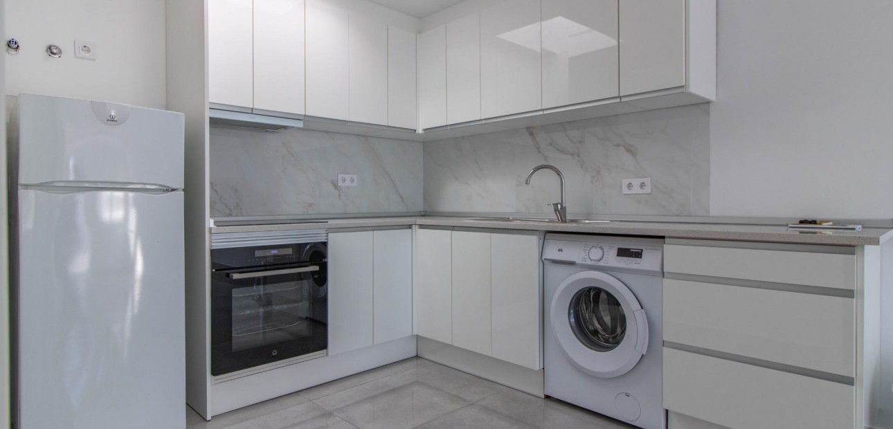 Venta - Terraced house -
Torrevieja - Torreta florida