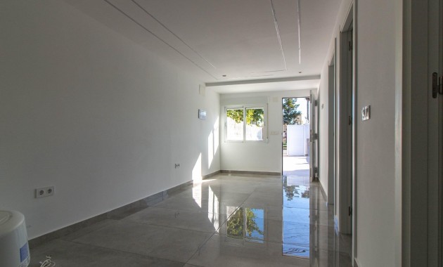 Venta - Terraced house -
Torrevieja - Torreta florida