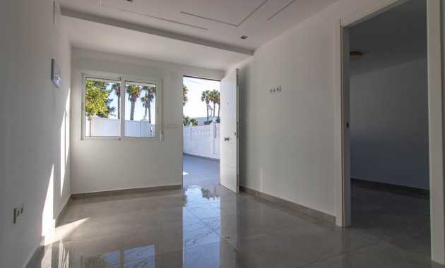 Venta - Terraced house -
Torrevieja - Torreta florida
