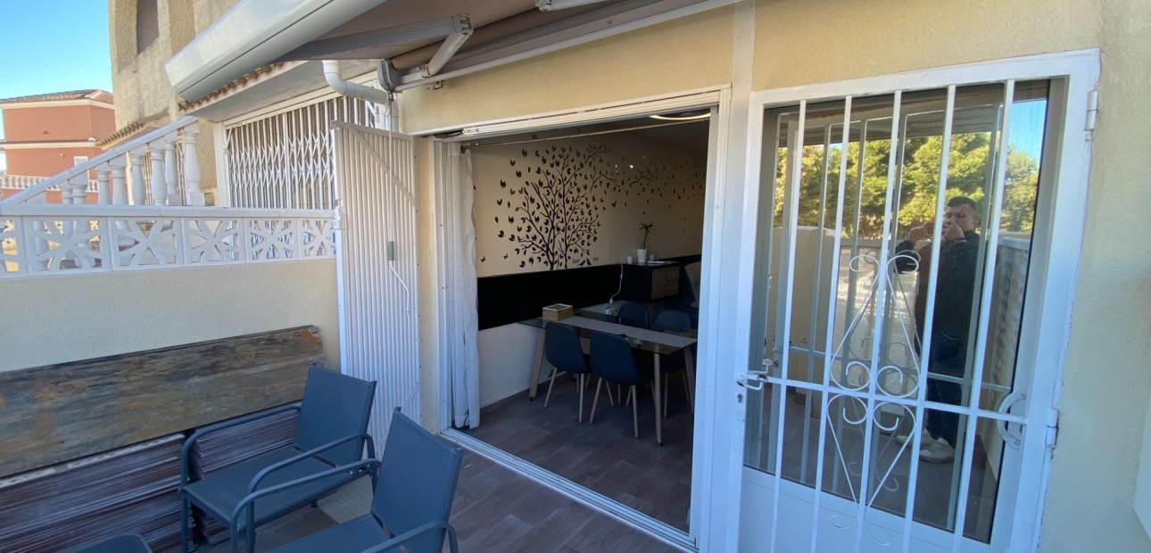 Venta - Bungalow -
Torrevieja - Playa del cura