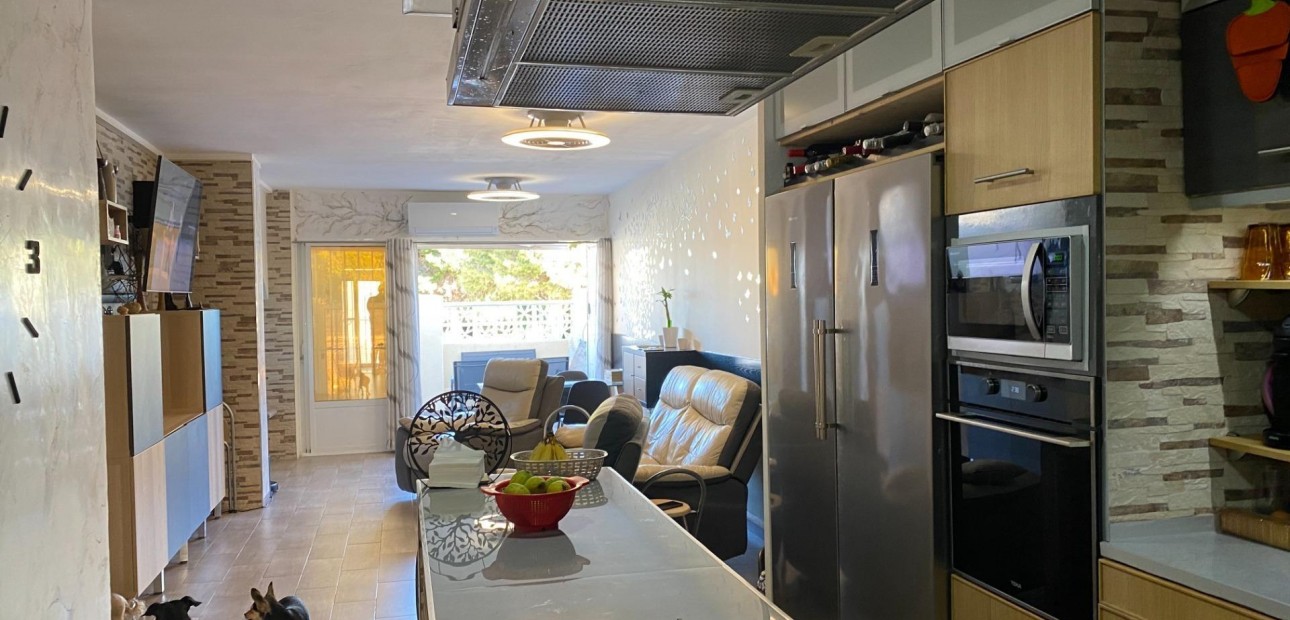 Venta - Bungalow -
Torrevieja - Playa del cura