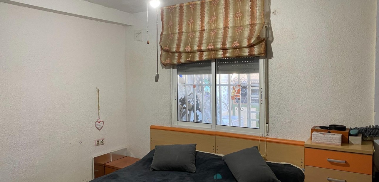 Venta - Bungalow -
Torrevieja - Playa del cura