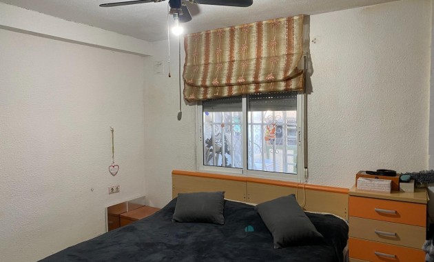 Venta - Bungalow -
Torrevieja - Playa del cura