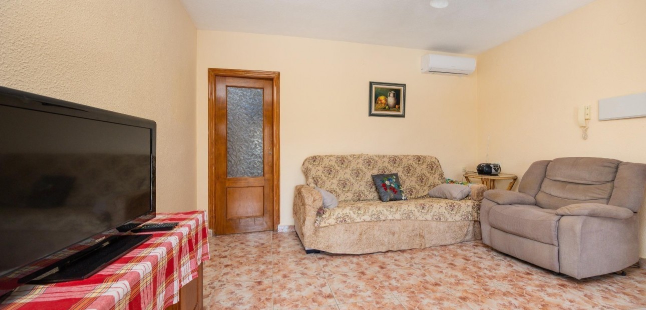 Herverkoop - Penthouse -
Torrevieja - Playa del cura
