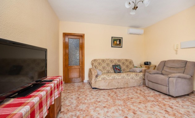 Herverkoop - Penthouse -
Torrevieja - Playa del cura