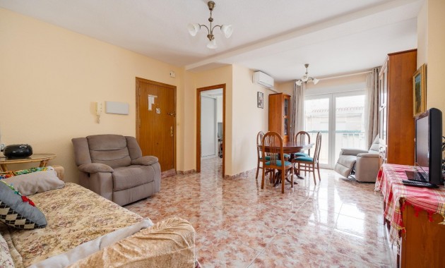 Herverkoop - Penthouse -
Torrevieja - Playa del cura