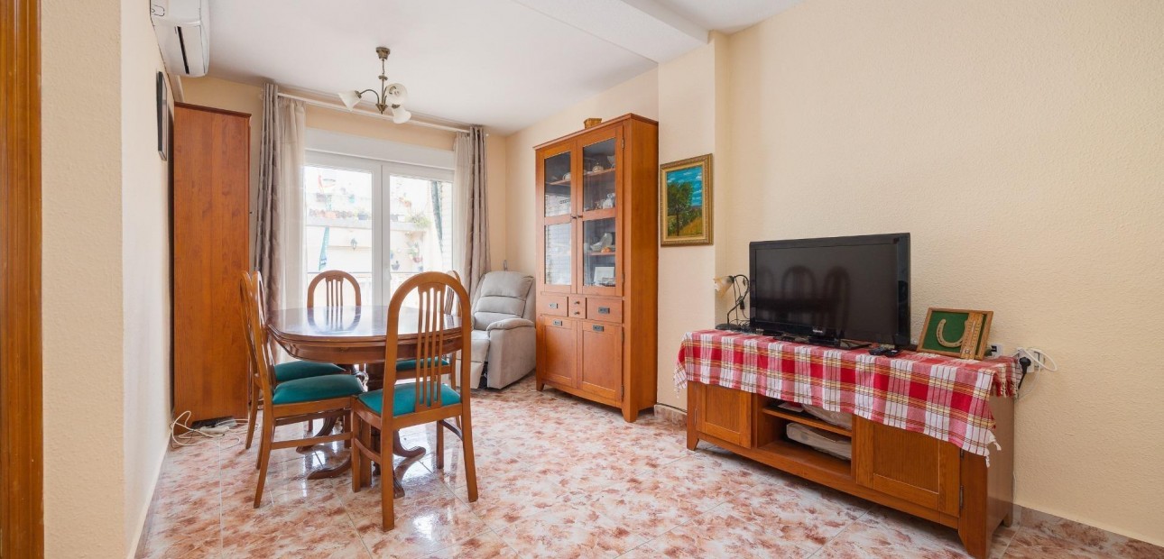 Herverkoop - Penthouse -
Torrevieja - Playa del cura