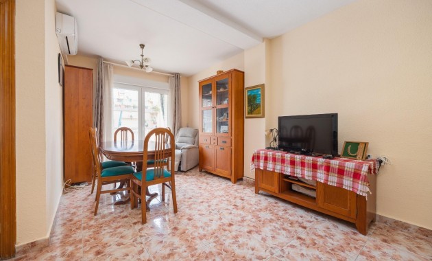 Herverkoop - Penthouse -
Torrevieja - Playa del cura