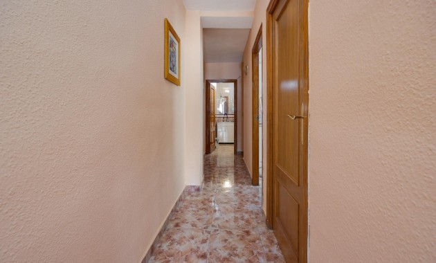 Herverkoop - Penthouse -
Torrevieja - Playa del cura