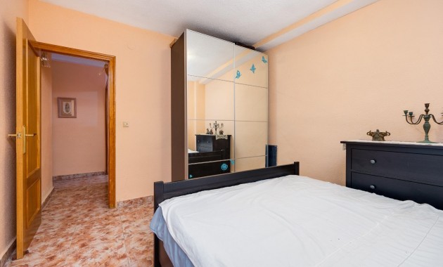Herverkoop - Penthouse -
Torrevieja - Playa del cura