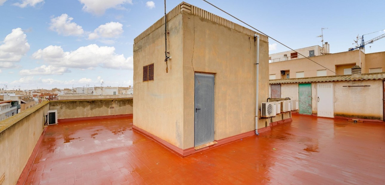 Herverkoop - Penthouse -
Torrevieja - Playa del cura