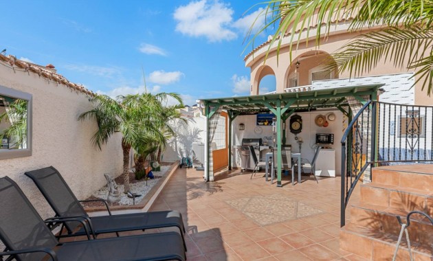 Sale - Villa -
Ciudad Quesada